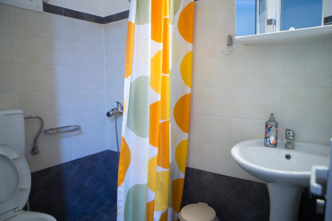 Avgi Apartment Loutraki  Exterior photo